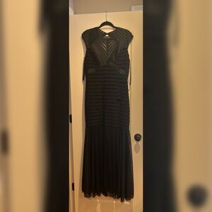 Elegant Black Evening Dress